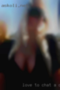 Love to chat, tease and be in a commercial teased.