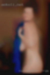 Non smoker, light from Hawaii naked social drinker.